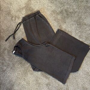 Tank and Wide-leg Cropped Pants 2-piece Set